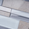 gạch mosaic kính kết hợp đá